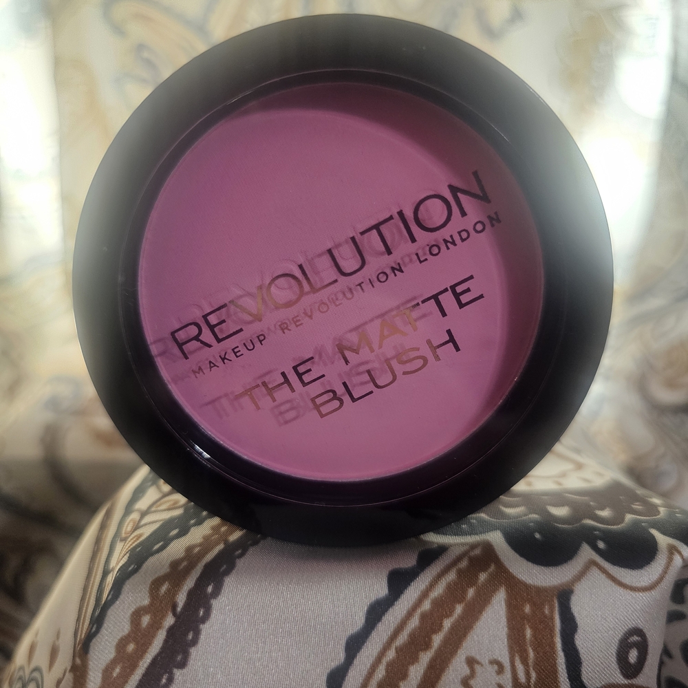 5 For $35!! - Revolution Matte Blush - "DIVINE"